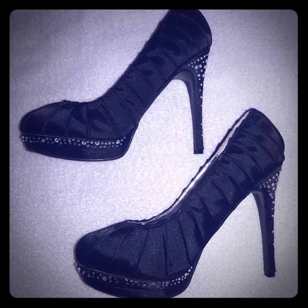 Deb pumps